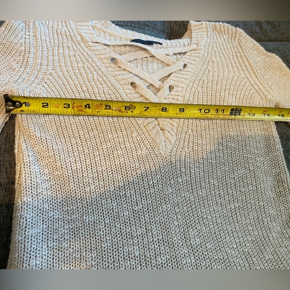 AMERICAN EAGLE OUTFITTERS CREAM SWEATER SIZE X-SMALL - Picture 7 of 8